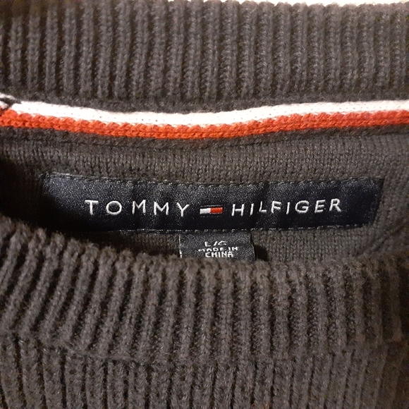 Tommy Hilfiger sweater - Picture 3 of 4